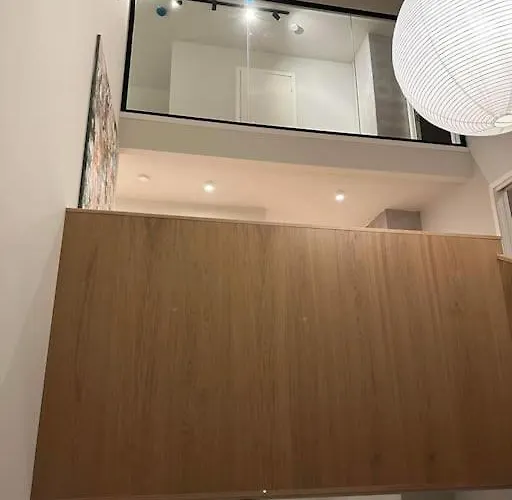 Exclusive Family In - Lovely Ocean View, 5 Bedroom, Free Parking *